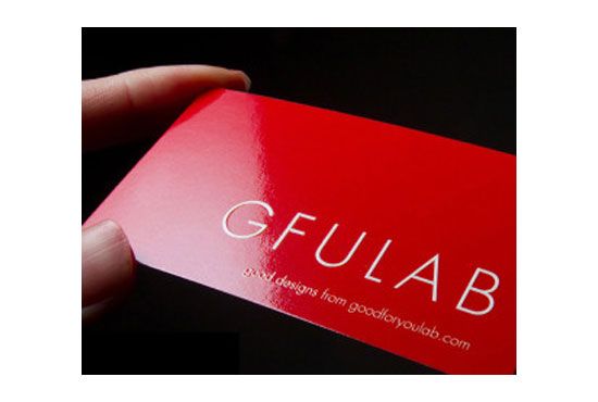 M&aacute;quina de enverniza&ccedil;&atilde;o UV completa